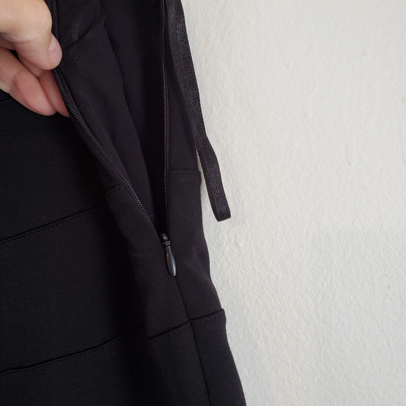 LAUREN Ralph Lauren Black A-line Mid Length Panel Skirt Size 2P Petite - Picture 3 of 5